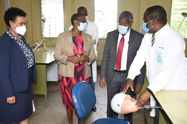 Dental School gets PPE Donations